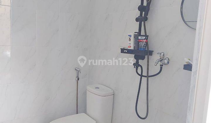 Hunian Bagus Taman Graha Asri Lantai Full Granit 12