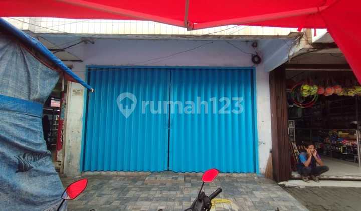 2.5-Storey Shop House in Tirtayasa Royal Business Center Near the Station 2.5-Storey Shop House in Tirtayasa Royal Business Center Near the Station