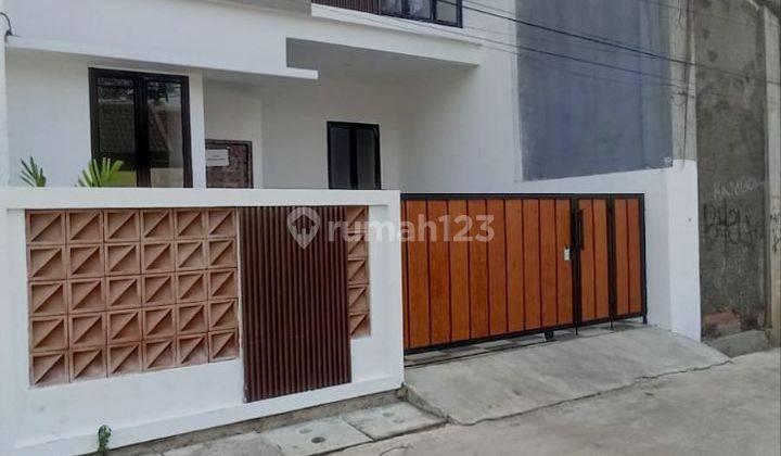 Rumah Baru 2 Lantai Dalam Komplek Di Jatiwaringin,pondok Gede,bekasi 2