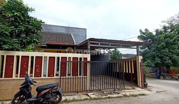 Rumah bebas banjir di komplek Jatisari,Jatiasih,Bekasi. 1