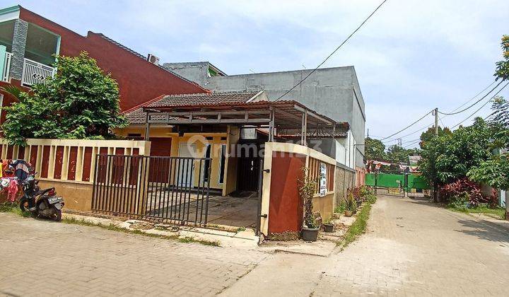 Rumah bebas banjir di komplek Jatisari,Jatiasih,Bekasi. 2