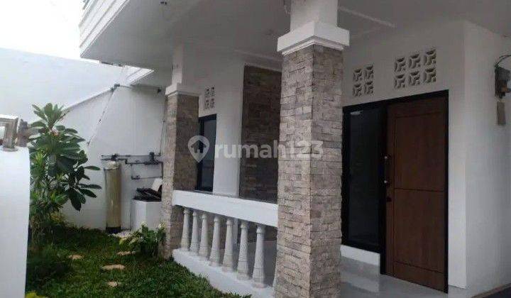 Rumah Luas 2 Lantai SHM akses 2 mobil bebas banjir di Taman galaxy,jakasetia,bekasi selatan. 1