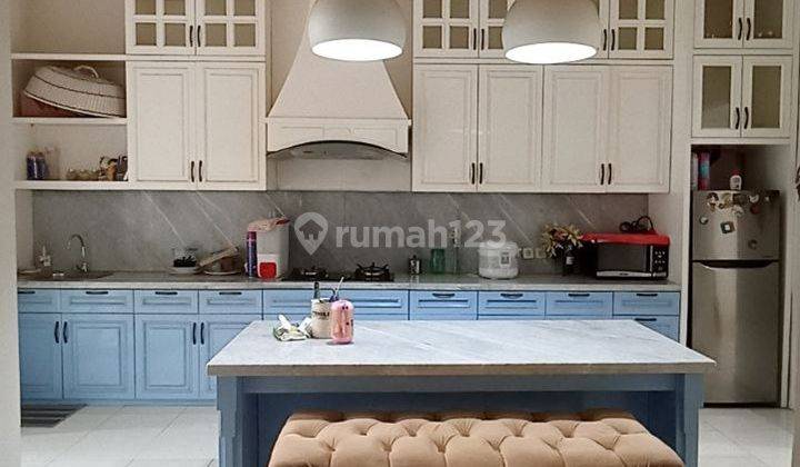 dapur rumah tidak banjir di villa