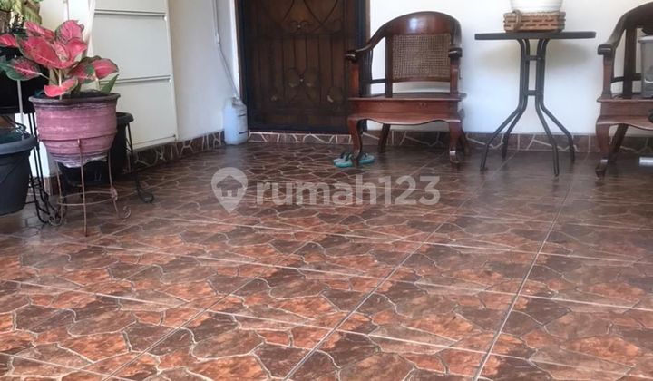 Dijual Rumah 2 Lantai Dalam Komplek di Jati Cempaka,Jatiwaringin, Pondok Gede 2