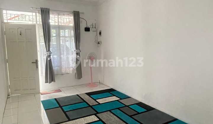 Dijual Rumah Siap Huni Dalam Komplek Puri Gading Dekat Tol Jatiwarna. Dijual Rumah Siap Huni Dalam Komplek Puri Gading Dekat Tol Jatiwarna.