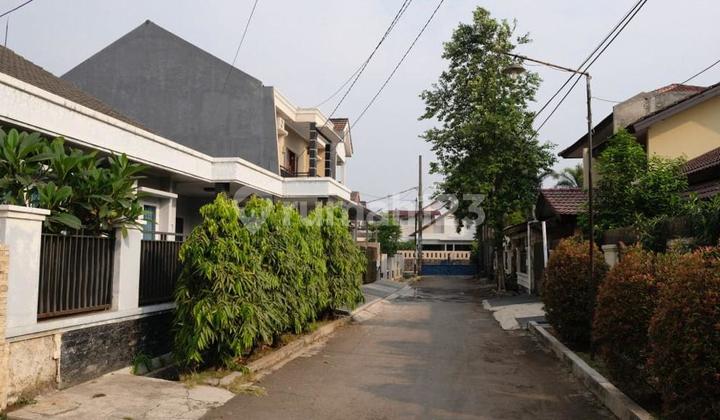 Spacious, Well-Maintained House and Strategies in Jatiwaringin Complex, Pondok Gede 2