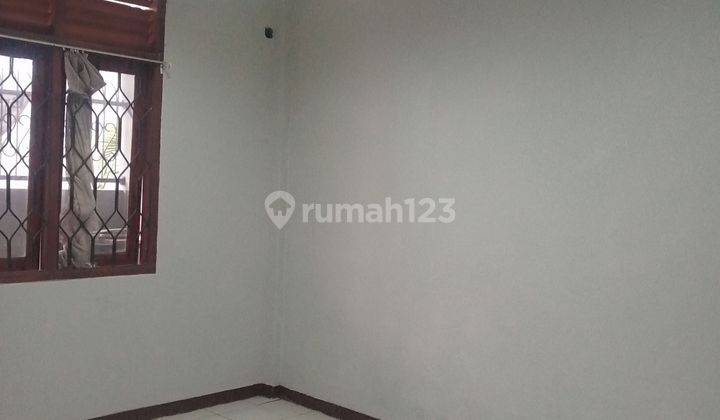 Dijual Rumah Komplek Bebas Banjir Di Jatimakmur,pondok Gede. 2