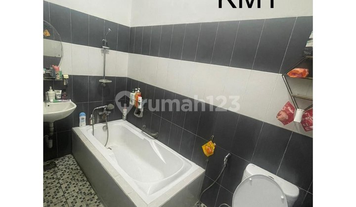 Rumah Luas Siap Huni Dekat Tol Pondok Gede Di Pangkalan Jati, Cipinang Melayu, Jakarta Timur Rumah Luas Siap Huni Dekat Tol Pondok Gede Di Pangkalan Jati, Cipinang Melayu, Jakarta Timur