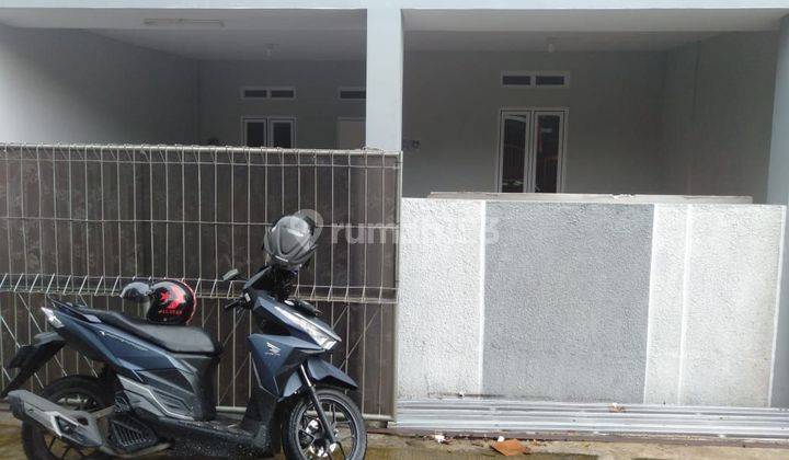 Rumah Dalam Komplek Bebas Banjir Di Jatimakmur,pondok Gede. 2