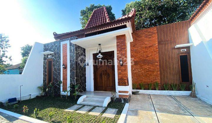 Modern Classic, Miliki Segera Rumah Dengan Harga Promo Terbaik  1