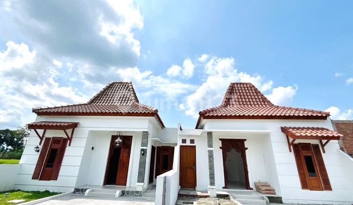 Minimalist Style Modern Joglo Priced at 360 Million, Freehold Certificate in East Sleman. 2