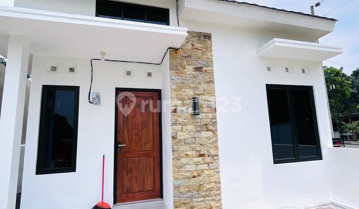 Rumah SHM 225 Jt, Hunian Strategis 20 Menit Dari Kampus Uii Rumah SHM 225 Jt, Hunian Strategis 20 Menit Dari Kampus Uii