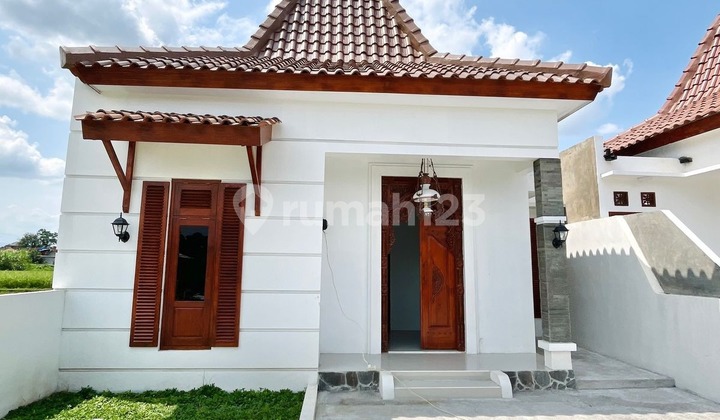 Minimalist Modern Joglo at an Affordable Price with Train View in East Sleman Minimalist Modern Joglo at an Affordable Price with Train View in East Sleman