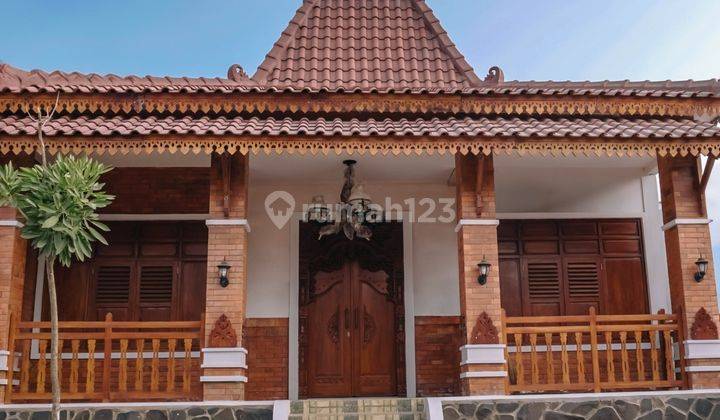 Hunian Berkelas dengan Sentuhan Joglo, Rumah Impian di PRAMBANAN 2