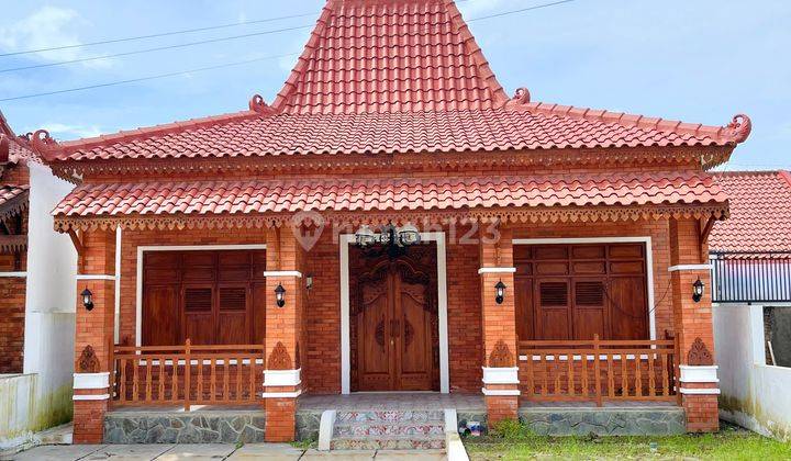 Rumah Megah Harga Murah, Bisa Desain Suka Suka di Klaten Kota 2