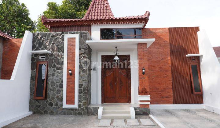 Rumah SHM Model Joglo Modern Dekat Jl Utama Jogja Solo 2