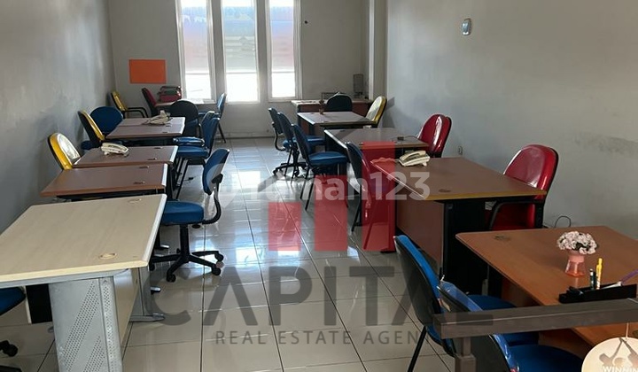 Usaha di Ruko Tengah Kota Yang Strategis, So Pasti Cepet Sukses ... Yuk Segera Miliki  5