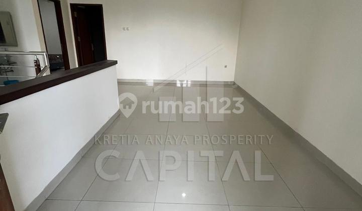 Ready-to-Occupy 2-Story House With Complete Furnished Facilities in Setraduta Residence 2