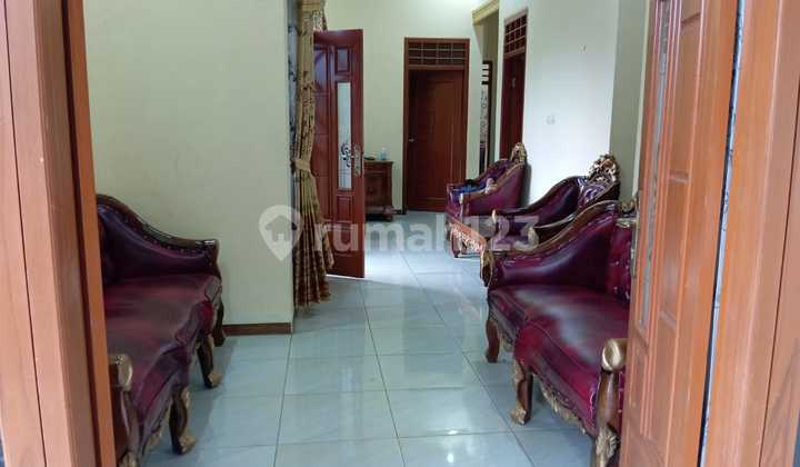 Rumah Ala Villa Diparungpanjang 2