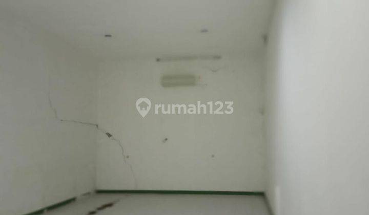 Disewakan Gudang Siap Pakai di Pergudangan Taman Tekno Bsd 7
