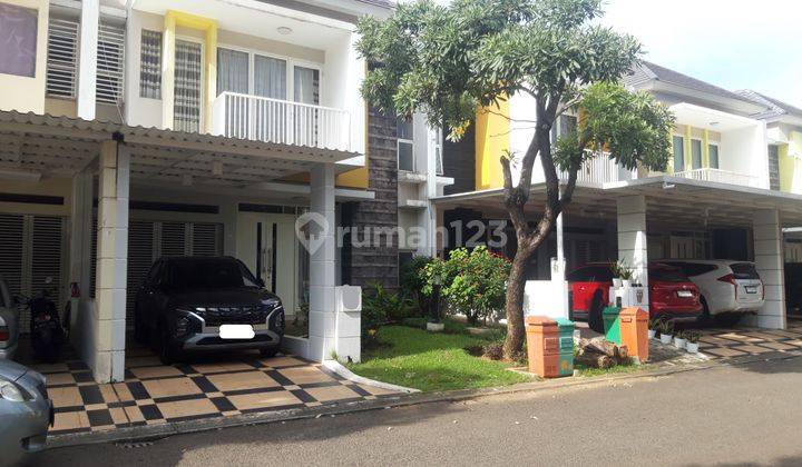 Jual Rumah 2 Lantai Sudah Renovasi di Maple Summarecon Bekasi 1