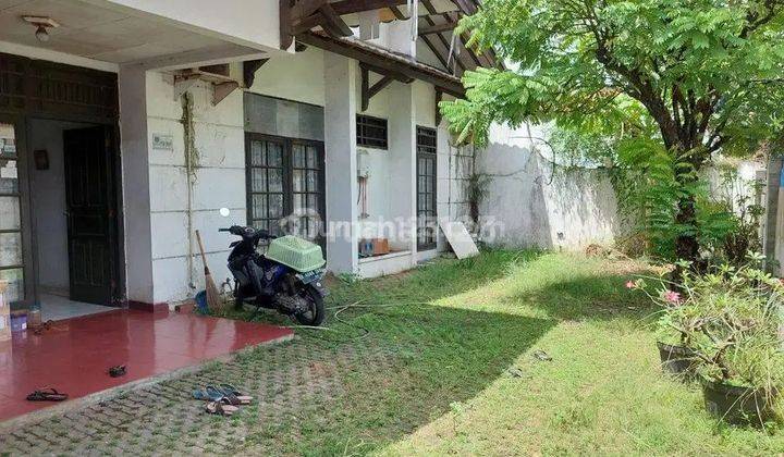 Rumah Hitung Tanah Dengan Akses Jalan Lebar di Cinere 1