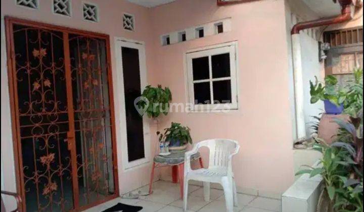 Rumah Tua Terawat Dijual Cepat di Rempoa. Tangsel Dekat Mrt 2