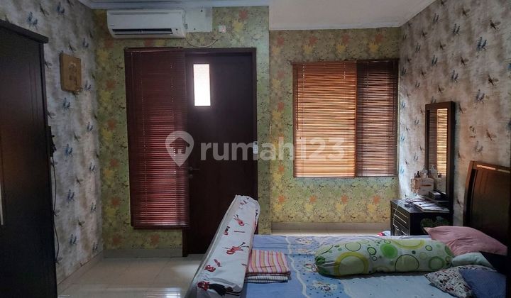 Nice Freehold House in Pasar Minggu Mampang