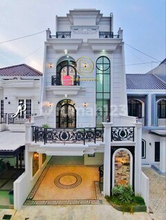 Jual Rumah Mewah Dalam Cluster Dijagakarsa 2