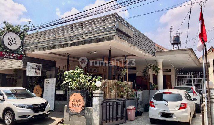 Rumah Desain Kolonial Bekas Cafe Samping Monumen Bandung  1