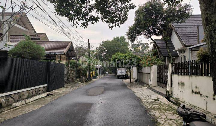 Rumah Kolonial Terawat Harga Murah Sayap Riau Bandung  2