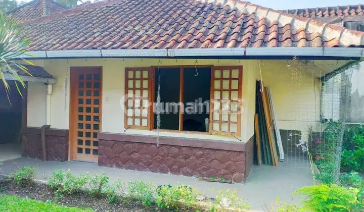 Sewa Rumah Haritage Sayap Riau Kota Bandung  1