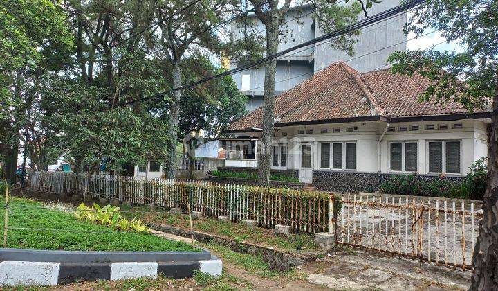 Jual Rumah Kolonial Vintage Sayap Cipaganti Kota Bandung  2