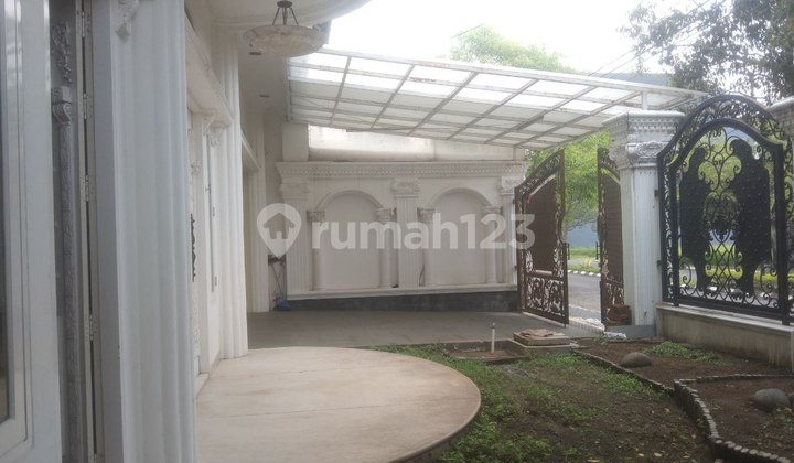 Rumah Murah Desain Clasik Komplek Elite Batununggal 2