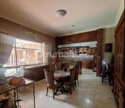 Luxury Marble Floor House Near PVJ Sukajadi Bandung 2