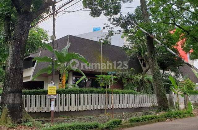 Rumah Lama Terawat Hitung Tanah Sayap Dago Dekat Dipatiukur  1