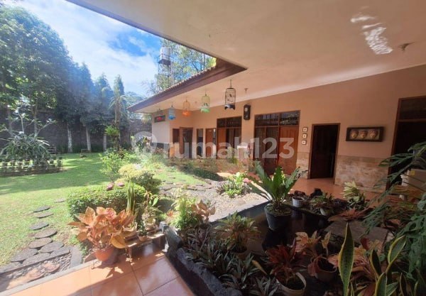 Rumah Mewah Lokasi Paling Bagus Dekat PVJ Sukajadi Bandung 