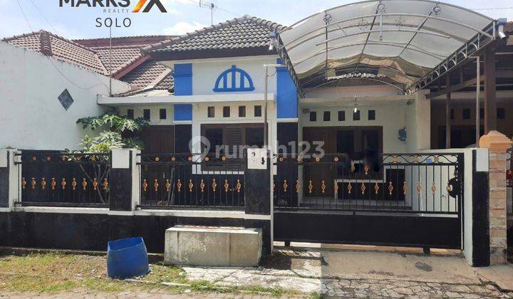 Disewakan Murah Rumah Cluster Daerah Baturan Solo  1