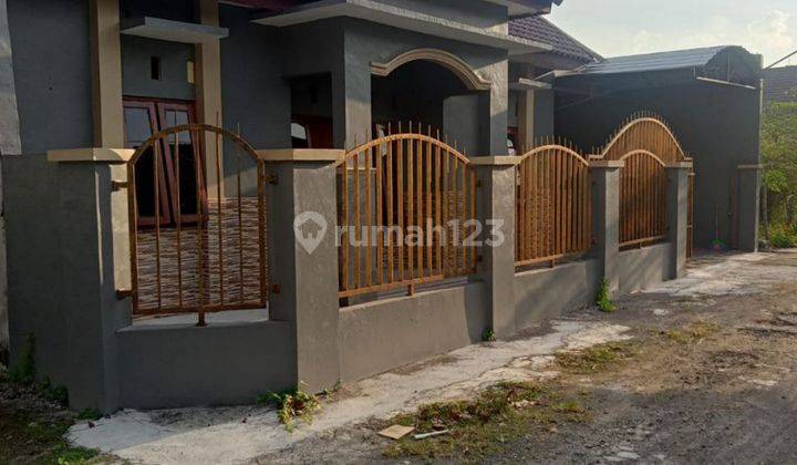 Disewakan Murah Rumah Daerah Banyuanyar  1