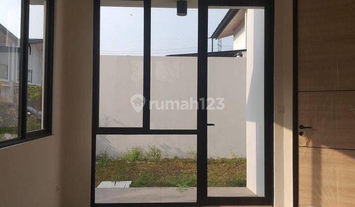 Disewakan Rumah Hoek Baru HO Siap Huni Cendana Patc Karawaci 8