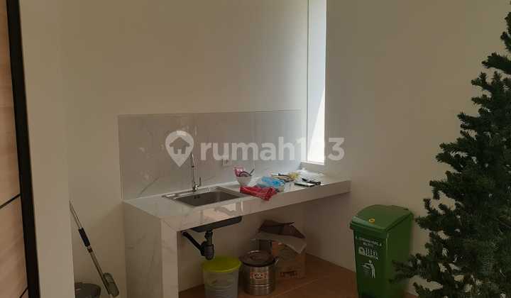 Dijual Rumah Teman Harga Bersahabat Cendana Parc Karawaci Tangerang 2