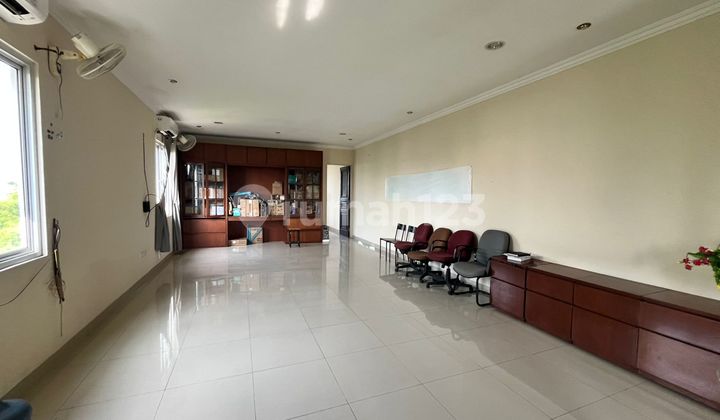 For Rent 4-Story Shophouse Ready for Business, Strategic Location in West Karawaci, Tangerang. 2