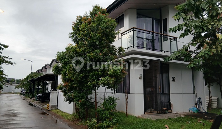 Disewakan Rumah Teman Hoek Asri Karawaci Barat Tangerang