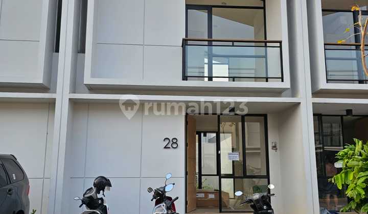 Disewakan Rumah Siap Huni C3p28 Karawaci Barat Tangerang Disewakan Rumah Siap Huni C3p28 Karawaci Barat Tangerang