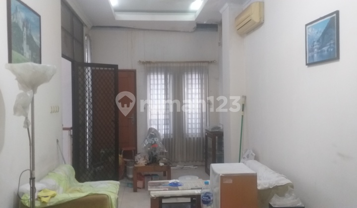For Sale House with Boarding Rooms in Kelapa Gading, North Jakarta 2
