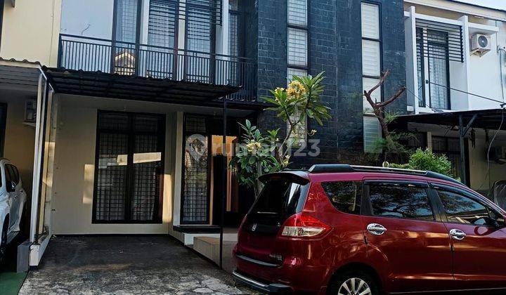 Rumah Siap Huni Dengan Halaman Besar Di Bintaro Jaya 1