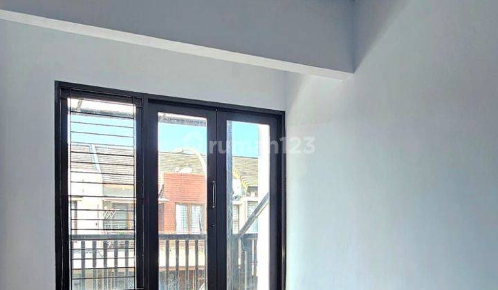 kamar tidur emerald townhouse bintaro rumah siap