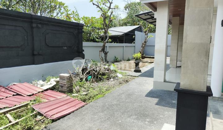 Rumah Cantik 2 Lantai 4 Kamar di Sanur 2