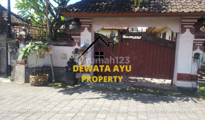 Bonus Land for Livable Building with Area 300M2 Car Access in Sesetan 1