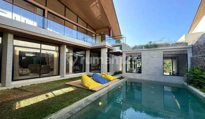 Villa Modern 4+1 Kamar Dekat Pantai Sanur